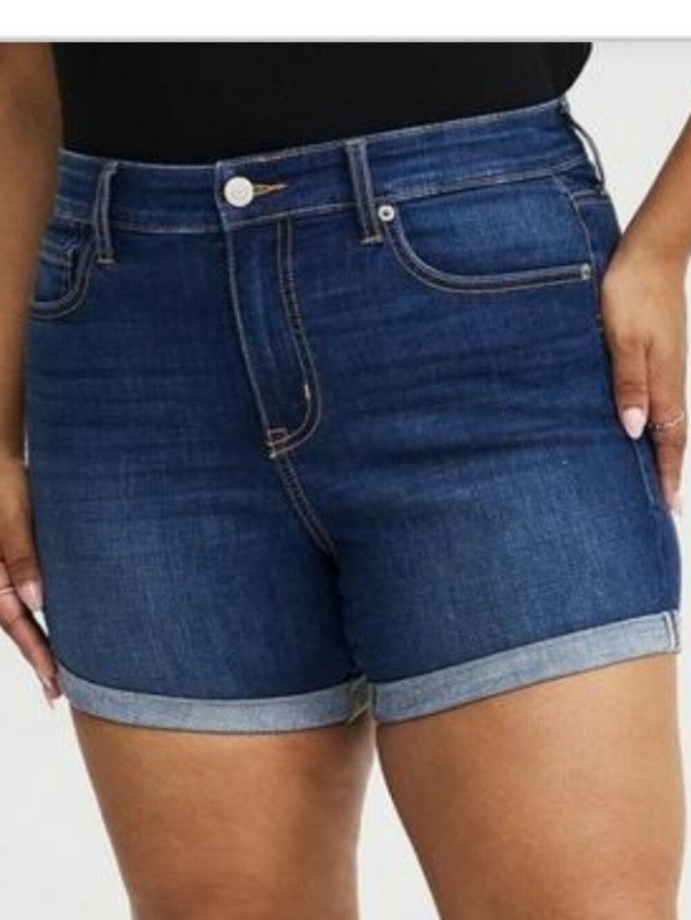 NWOT Torrid High-Rise Perfect 5" Short